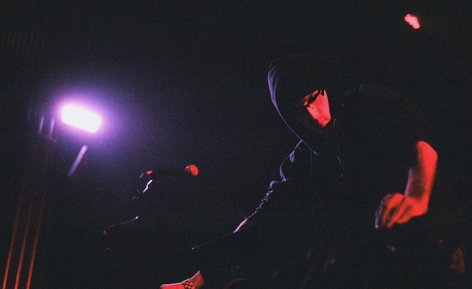 Tyler Etters at Mayne Stage © Jordan Nelson, 2014